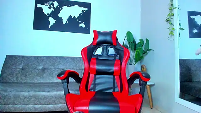 Alessrose online show from February 14, 2026, 8:16 pm