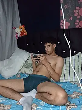 Snapshot of baby_22cm chatting on July 18, 2026, 8:01 pm baby 22cm online show from July 18, 2026, 8:01 pm