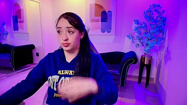 Alanna  scott online show from April 1, 2026, 3:40 am