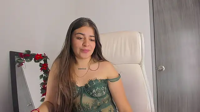 Brunnettee 1 online show from March 27, 2026, 8:26 am