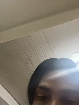 jjasmine34 online show from February 6, 2026, 10:35 pm