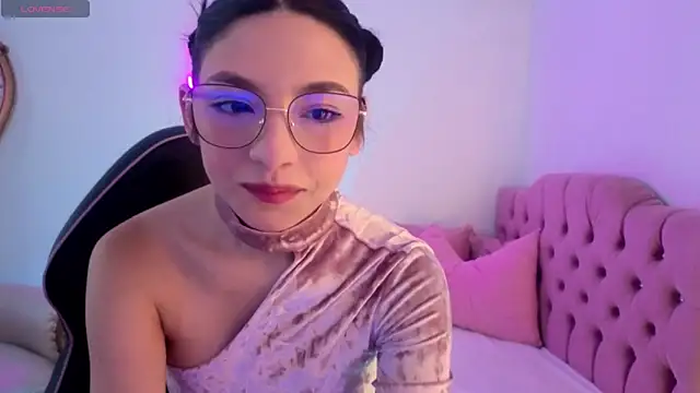 Snapshot of MAHYRA_TAY chatting on July 10, 2026, 7:27 pm MAHYRA TAY online show from July 10, 2026, 7:27 pm