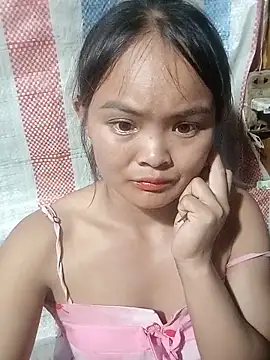 Snapshot of Luminana chatting on June 7, 2026, 1:04 pm Luminana online show from June 7, 2026, 1:04 pm