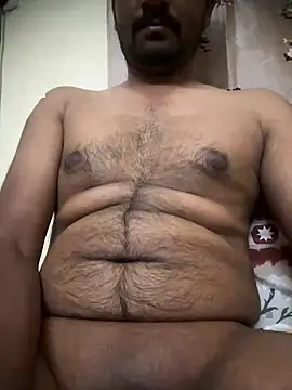 Snapshot of buzzingbud chatting on February 8, 2026, 3:59 pm buzzingbud online show from February 8, 2026, 3:59 pm