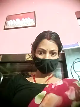 BIG QWEEN NO1 online show from March 6, 2026, 10:28 pm