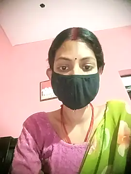 BIG QWEEN NO1 online show from March 11, 2026, 9:04 am