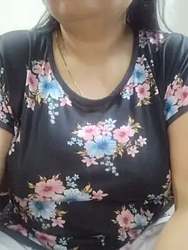 SexybeboX online show from June 23, 2026, 7:01 pm