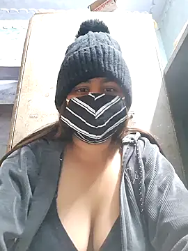 punjabn kudi003 online show from February 6, 2026, 4:43 pm