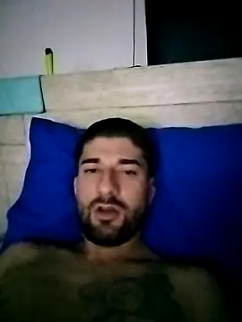 Camilo696903 online show from May 18, 2026, 3:13 am