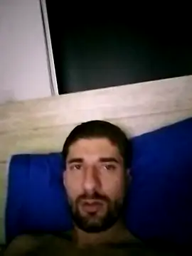 Camilo696903 online show from May 18, 2026, 9:48 am