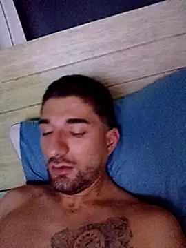 Camilo696903 online show from July 9, 2026, 9:02 am