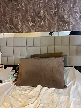 samanthabrown69-1 online show from March 22, 2026, 4:05 am