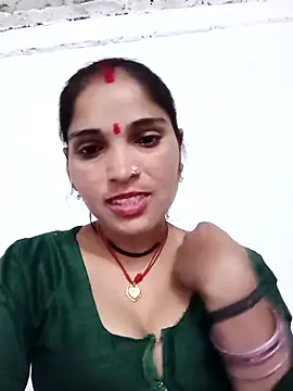 Komal4050 online show from February 14, 2026, 2:36 pm