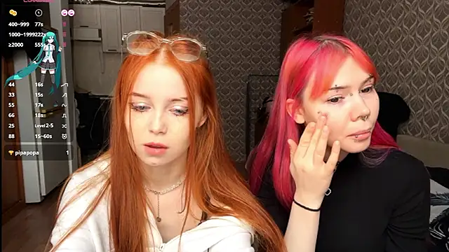 Snapshot of Veldenga chatting on February 20, 2026, 7:43 am Veldenga online show from February 20, 2026, 7:43 am