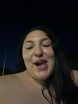 Snapshot of Amber_Sinn chatting on June 23, 2026, 7:12 pm Amber Sinn online show from June 23, 2026, 7:12 pm
