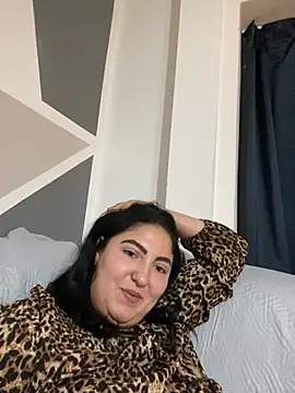 Snapshot of Amber_Sinn chatting on July 28, 2026, 6:20 pm Amber Sinn online show from July 28, 2026, 6:20 pm
