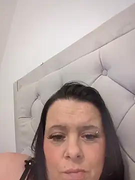 louisa36 online show from February 7, 2026, 10:57 pm