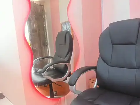 Snapshot of Carolinasexx26 chatting on February 21, 2026, 3:13 pm Carolinasexx26 online show from February 21, 2026, 3:13 pm