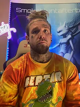 Smokebluntafterblunt online show from February 19, 2026, 2:57 pm