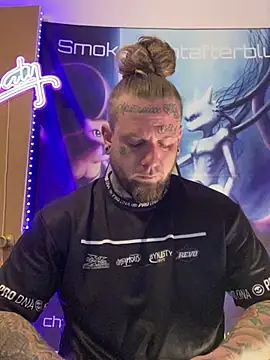 Smokebluntafterblunt online show from March 31, 2026, 11:54 am