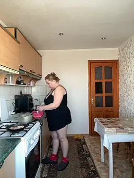 Snapshot of Mommy-girl-Lola chatting on February 10, 2026, 6:39 am Mommy-girl-Lola online show from February 10, 2026, 6:39 am