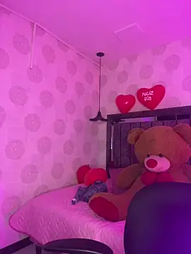 Snapshot of alahia_pink chatting on February 23, 2026, 5:16 am alahia pink online show from February 23, 2026, 5:16 am