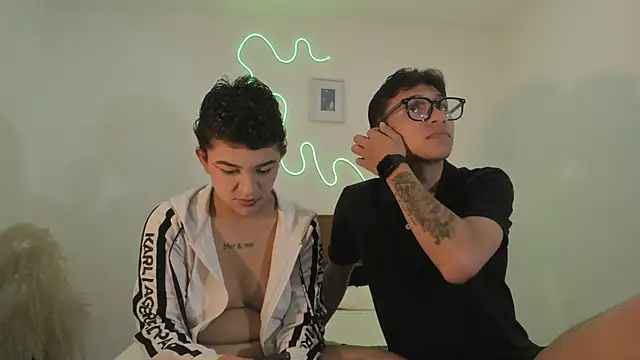 Snapshot of hardcoreheat_ind chatting on March 1, 2026, 1:07 am hardcoreheat ind online show from March 1, 2026, 1:07 am