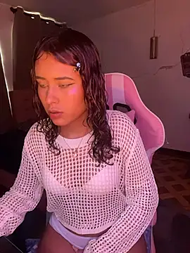 Rylia online show from April 5, 2026, 4:15 pm