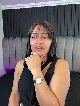 Nanda vixen  online show from March 19, 2026, 10:58 pm