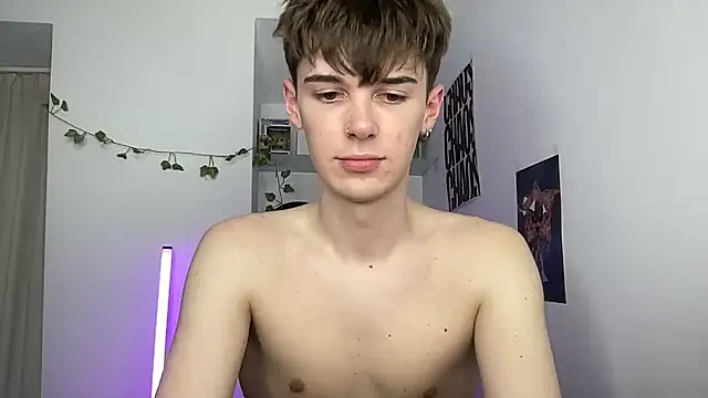 YourMilkyGuy online show from June 3, 2026, 2:33 pm