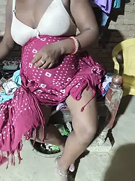 PRIYAGOYAL online show from June 16, 2026, 4:42 pm