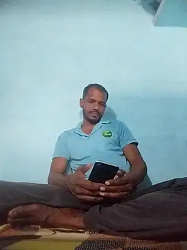 Snapshot of Daddyishere_19 chatting on March 1, 2026, 9:11 am Daddyishere 19 online show from March 1, 2026, 9:11 am