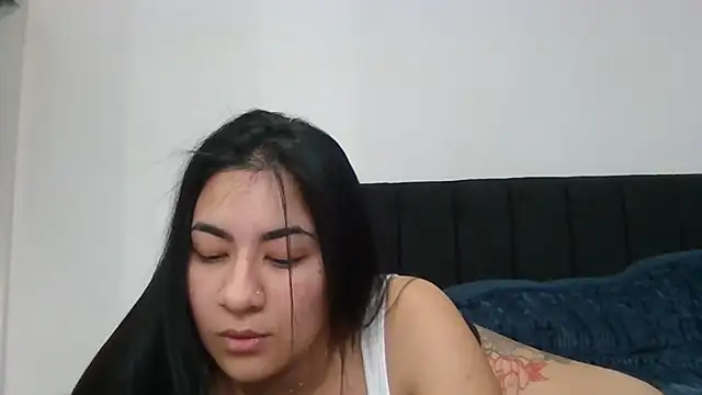 Snapshot of Agusgold22 chatting on May 15, 2026, 1:51 pm Agusgold22 online show from May 15, 2026, 1:51 pm