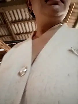 lisn-cute online show from February 13, 2026, 4:30 am