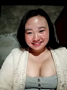 lisn-cute online show from February 17, 2026, 8:44 am