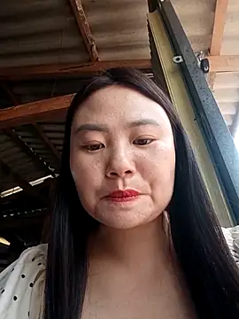 Snapshot of lisn-cute chatting on April 14, 2026, 2:17 am lisn-cute online show from April 14, 2026, 2:17 am