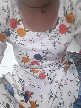 Snapshot of Uma_rani chatting on February 24, 2026, 12:14 pm Uma rani online show from February 24, 2026, 12:14 pm