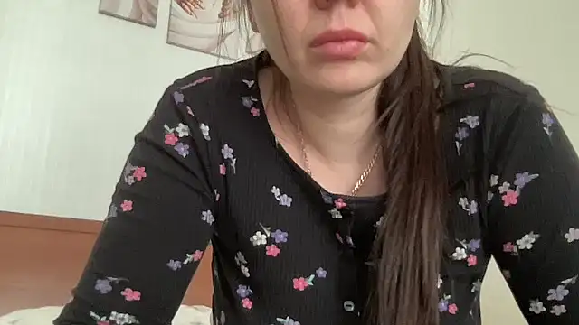 Snapshot of Darsy_Rox chatting on February 19, 2026, 9:05 am Darsy Rox online show from February 19, 2026, 9:05 am