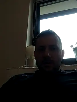 defaktor online show from February 14, 2026, 1:52 pm