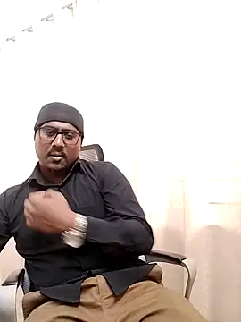 Eleganthasan online show from February 21, 2026, 8:04 am