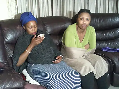 Caramel-Diva online show from March 15, 2026, 6:58 pm