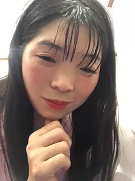 cuty lusy online show from March 7, 2026, 3:53 pm
