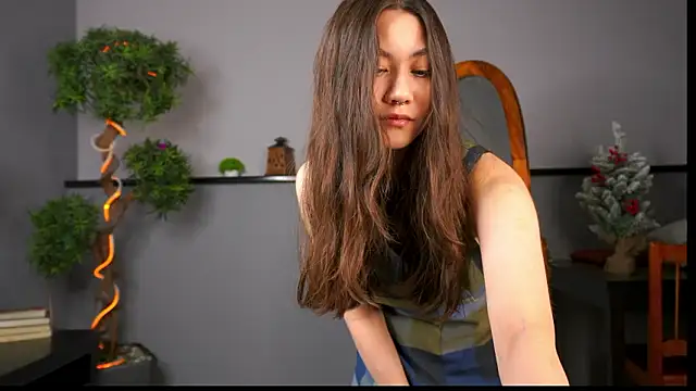 BrigittePirolli online show from February 12, 2026, 3:23 am