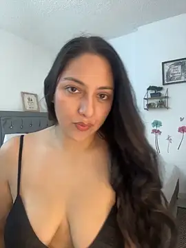 Snapshot of Victoria_Lusty chatting on May 7, 2026, 9:31 pm Victoria Lusty online show from May 7, 2026, 9:31 pm