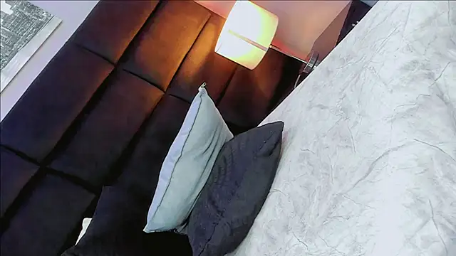 Snapshot of Daniiela_Foxx chatting on March 13, 2026, 1:29 pm Daniiela Foxx online show from March 13, 2026, 1:29 pm