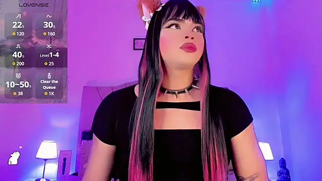 Snapshot of Danna_xz chatting on April 8, 2026, 5:57 pm Danna xz online show from April 8, 2026, 5:57 pm