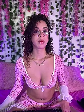 Woo isDaphne online show from February 27, 2026, 11:05 pm