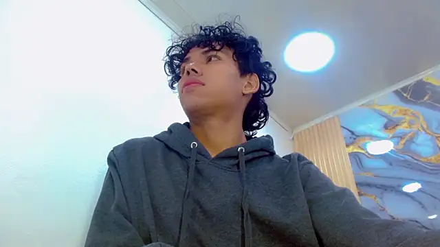 DaviidBuckx  online show from February 23, 2026, 2:42 am