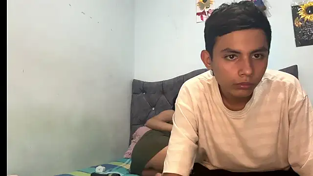 two cam latin online show from February 21, 2026, 3:18 am