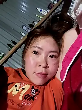 Snapshot of Yiyoongg chatting on March 31, 2026, 11:16 pm Yiyoongg online show from March 31, 2026, 11:16 pm